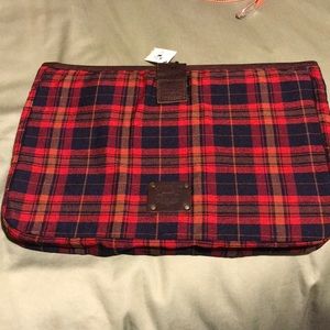 WILL LEATHER GOODS Padded Laptop Case - 17inch